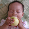 2007.08.29 吃苹果