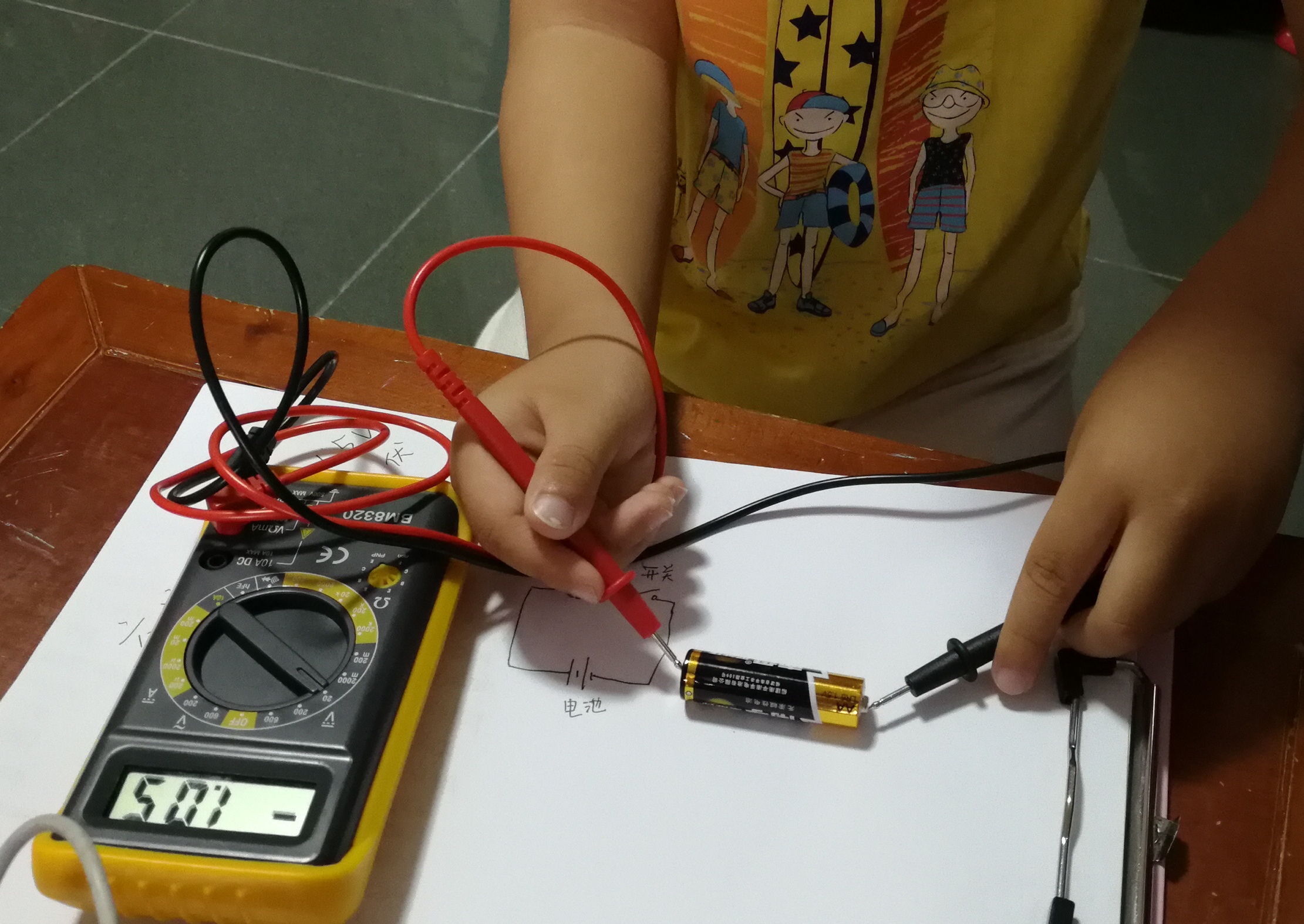 测量电池电压